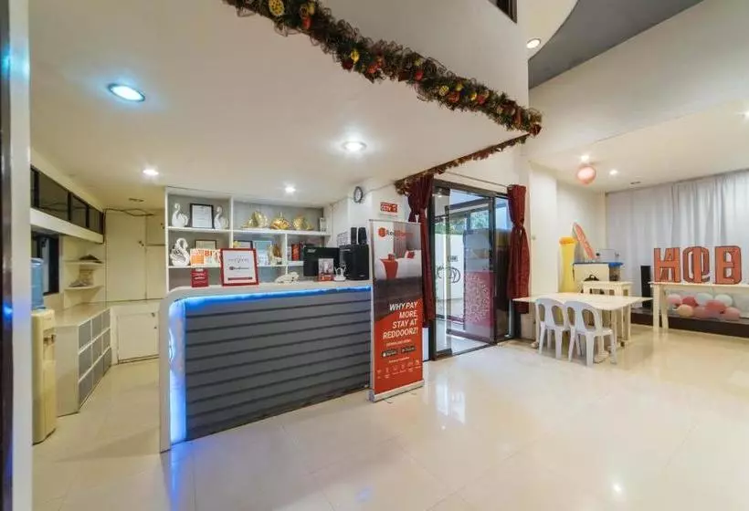 پانسیون Reddoorz @ Labangal General Santos