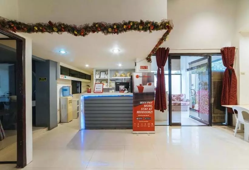 پانسیون Reddoorz @ Labangal General Santos