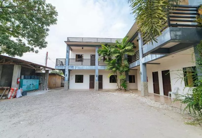 پانسیون Reddoorz @ Labangal General Santos