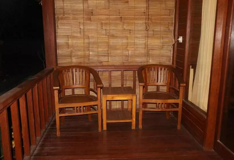 ペンション Svaha Nusa Guest House