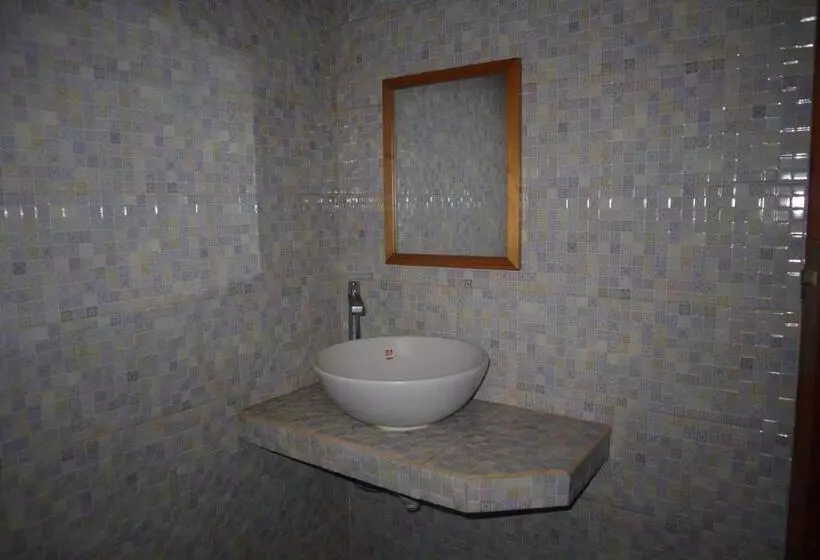 ペンション Svaha Nusa Guest House