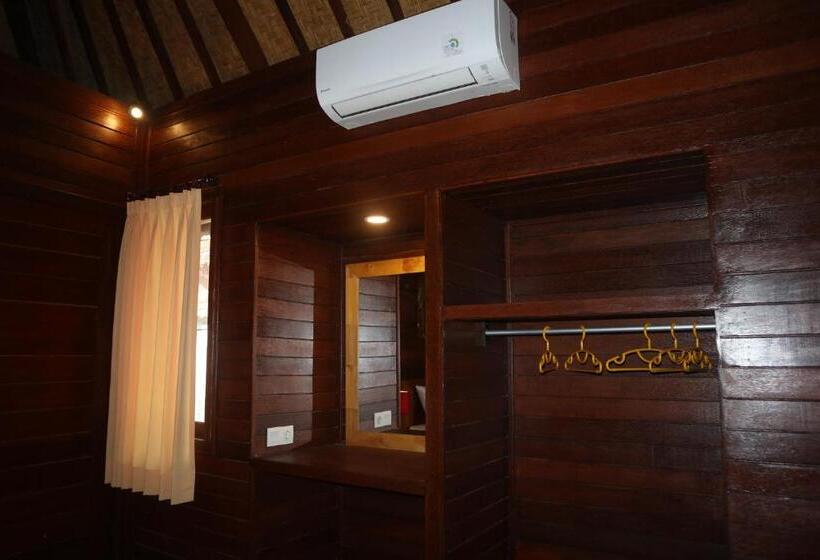 פנסיון Svaha Nusa Guest House