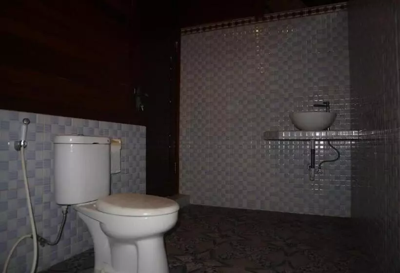 ペンション Svaha Nusa Guest House