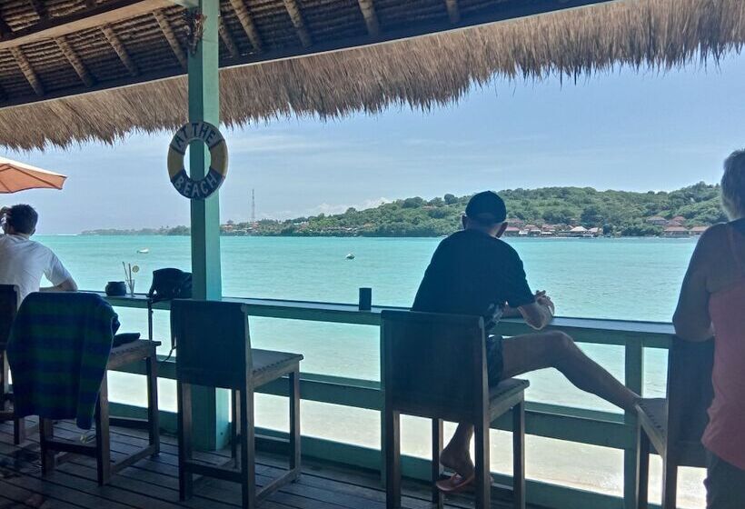 פנסיון Svaha Nusa Guest House