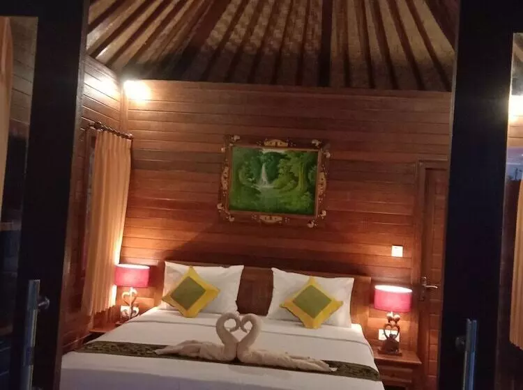 ペンション Svaha Nusa Guest House