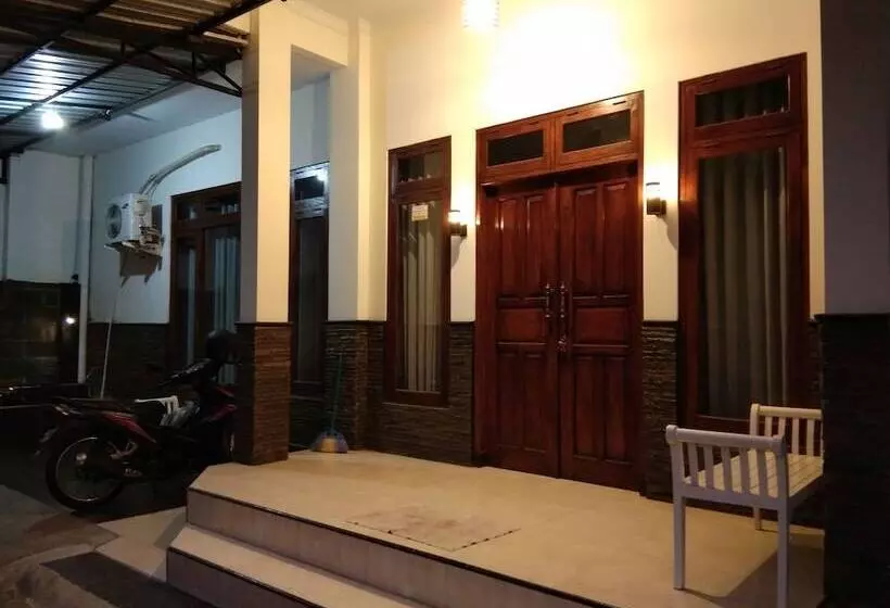 Sayana Homestay