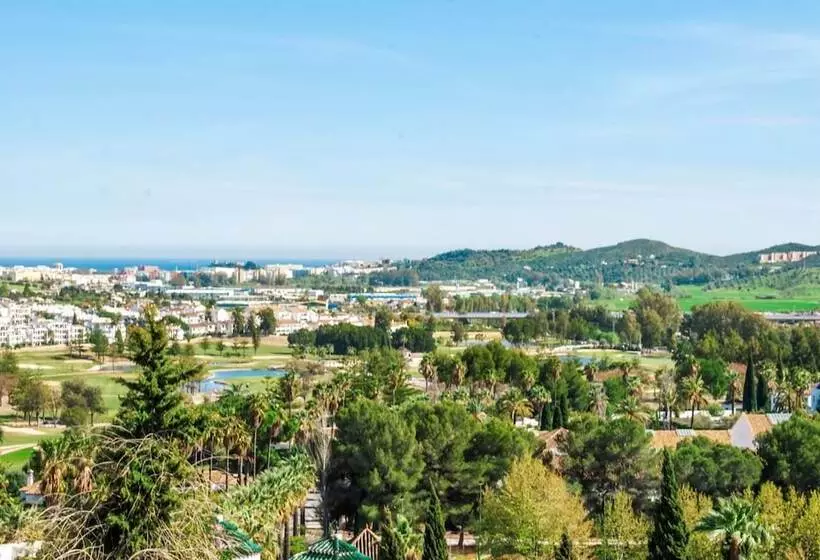 107305   Apartment In Mijas