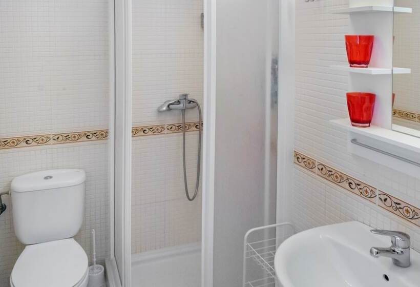 107305   Apartment In Mijas