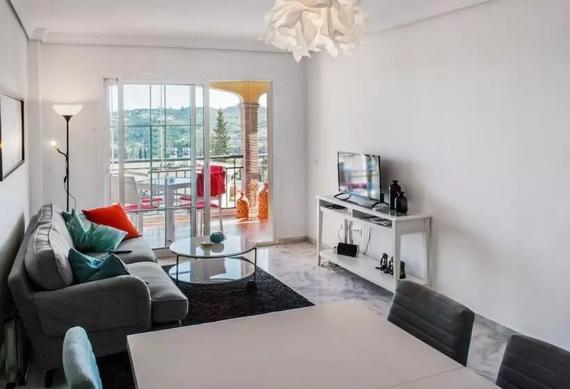 107305   Apartment In Mijas
