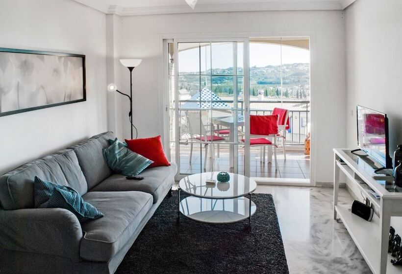 107305   Apartment In Mijas