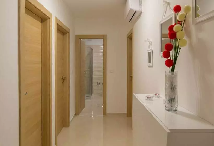 Apartments Ena