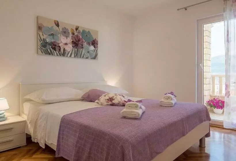 Apartments Ena