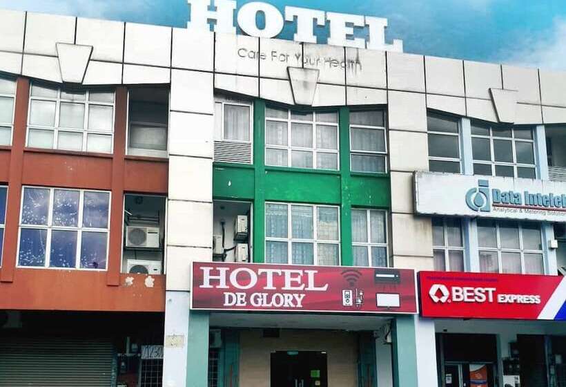 De Glory Hotel Usj 21