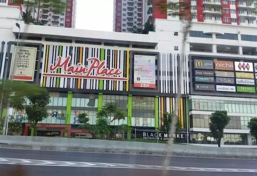 De Glory Hotel Usj 21