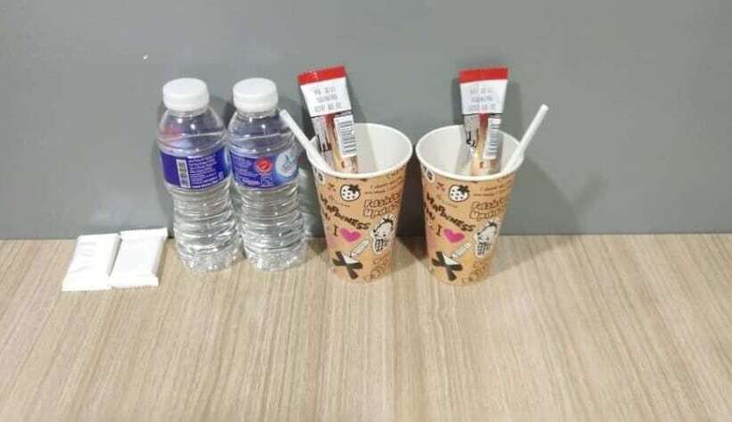 De Glory Hotel Usj 21