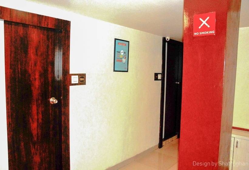 هتل Sarovar Grand