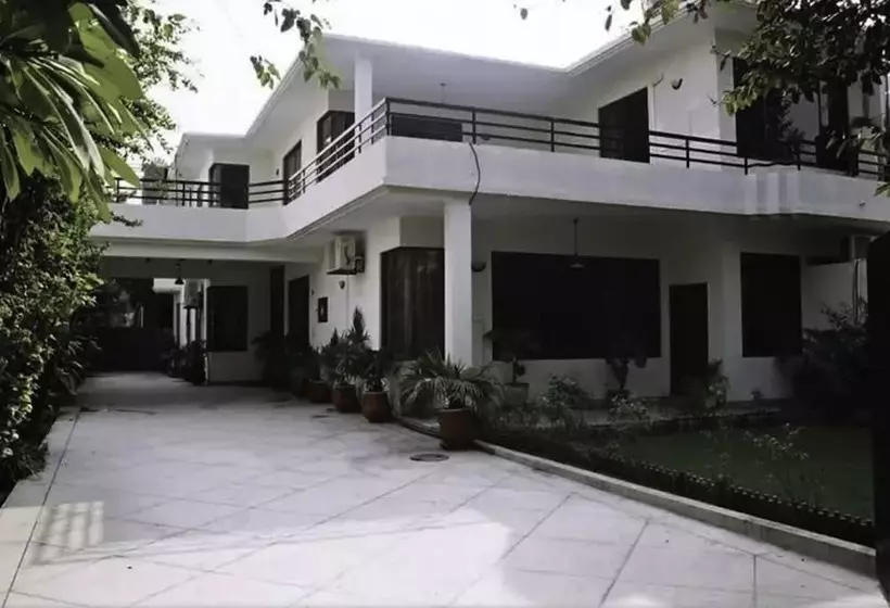 پانسیون Park View Residency