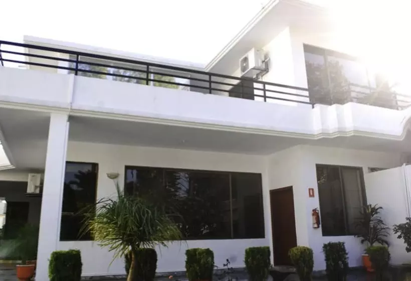 پانسیون Park View Residency