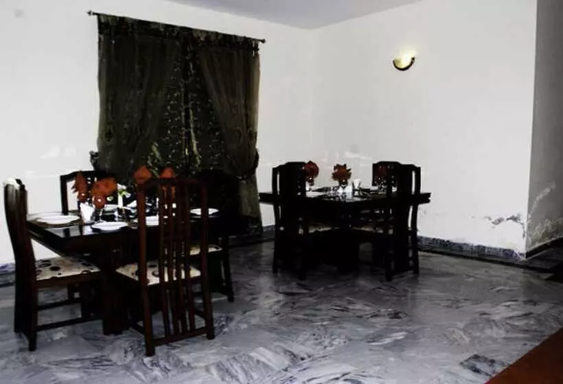 پانسیون Park View Residency
