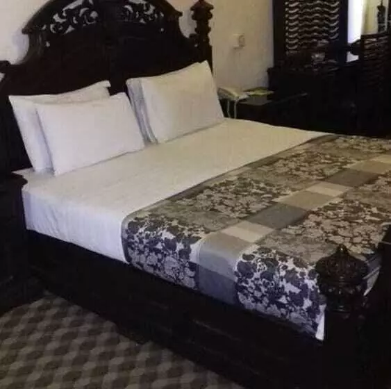 پانسیون Park View Residency