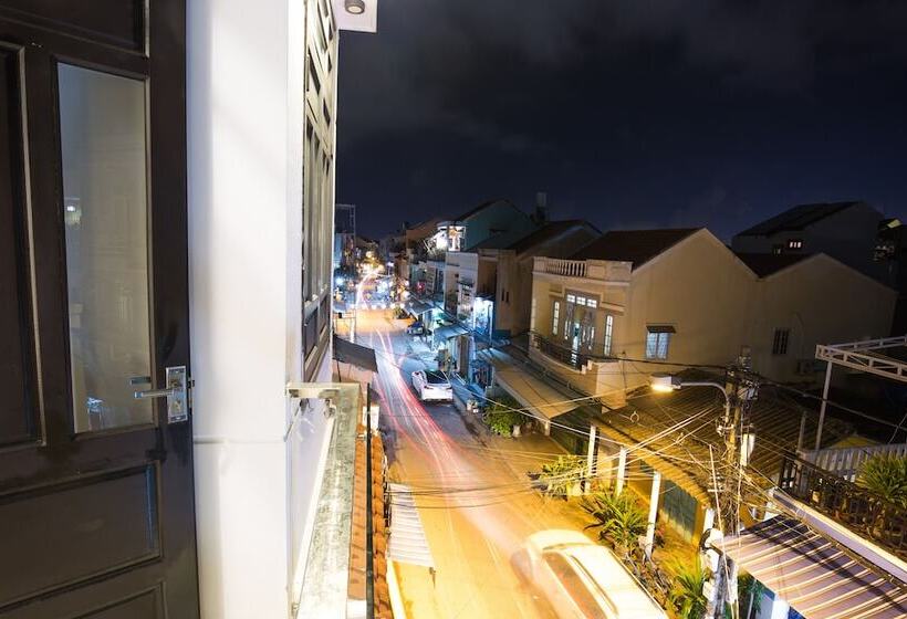 پانسیون Nem's House Hoi An