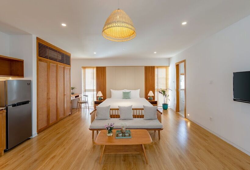 Prana Boutique Hotel And Apartments