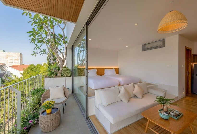 Prana Boutique Hotel And Apartments