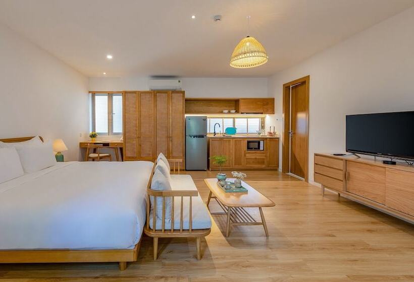 Prana Boutique Hotel And Apartments