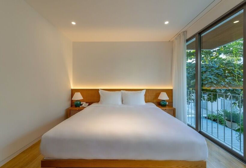 Prana Boutique Hotel And Apartments