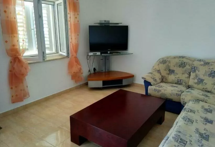 Apartmani Tanja