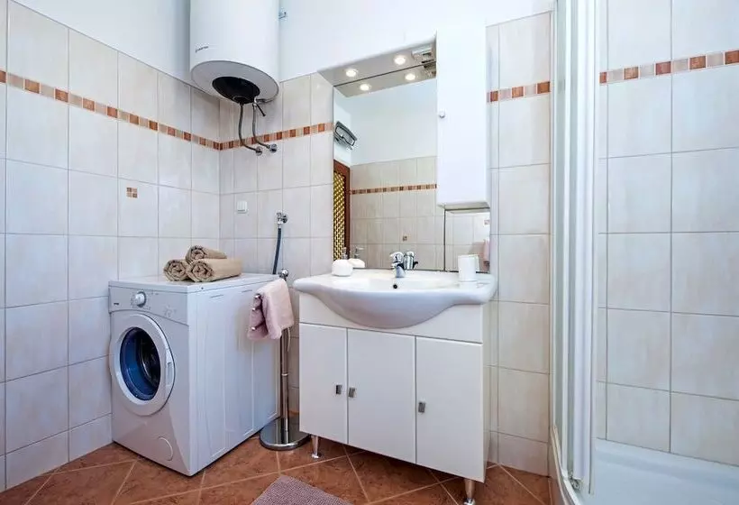 Apartment Ivo