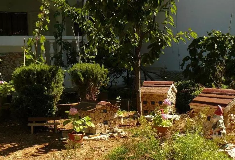 Apartments Fran   Only 150m From Beach