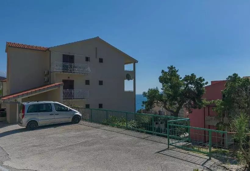 Apartments Ksenia
