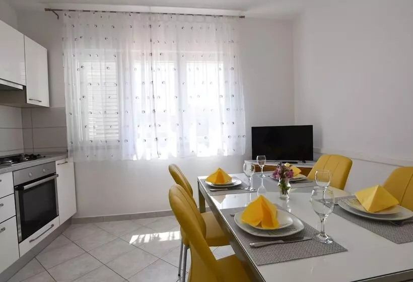 Apartments Kure