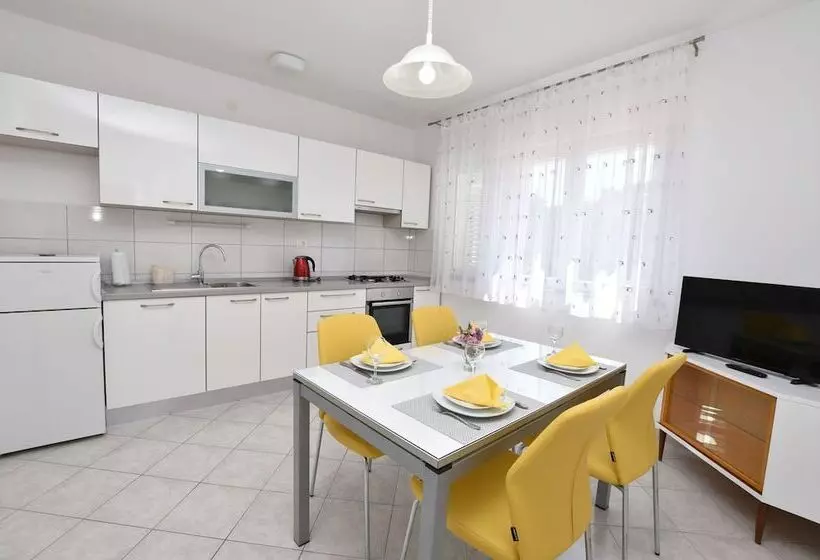 Apartments Kure