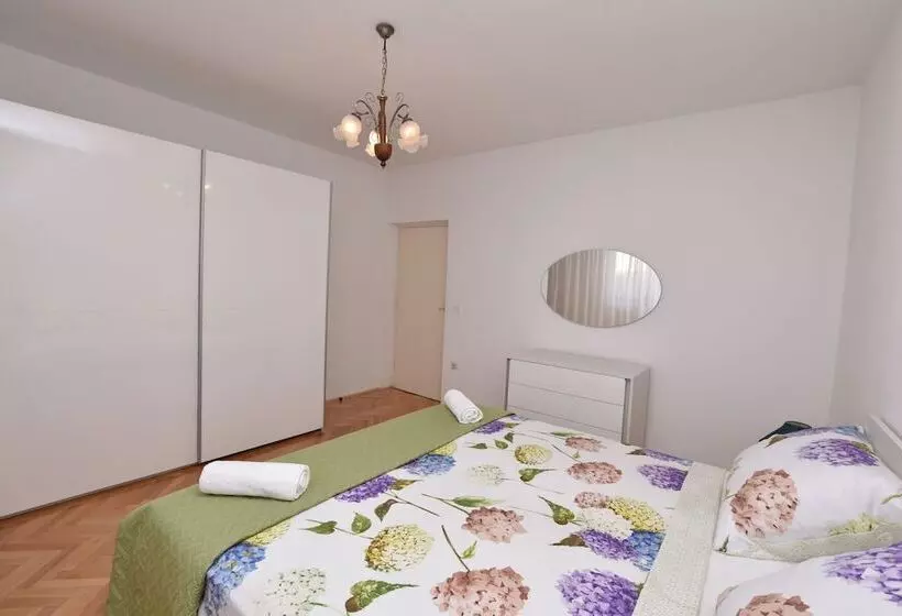 Apartments Kure