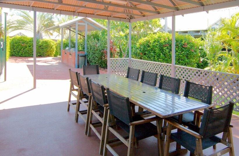 Cable Beach Apartments