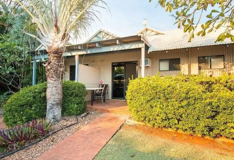 Cable Beach Apartments