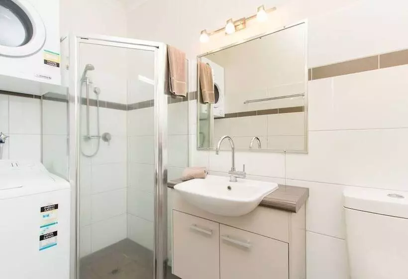 Cable Beach Apartments