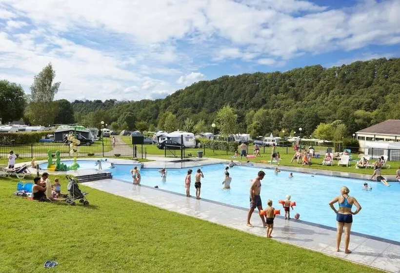 ホテル Camping Spa D'or