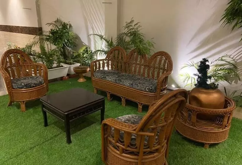 Hotelli Exotic   5 Min Walk From Golden Temple