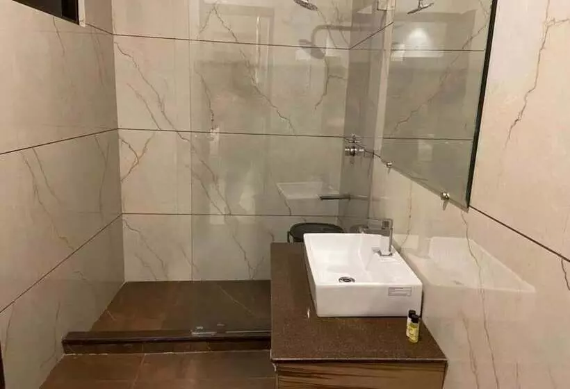 Hotelli Exotic   5 Min Walk From Golden Temple