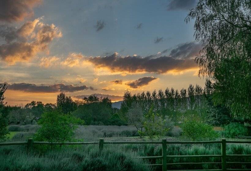 ペンション La Bastide Guesthouse