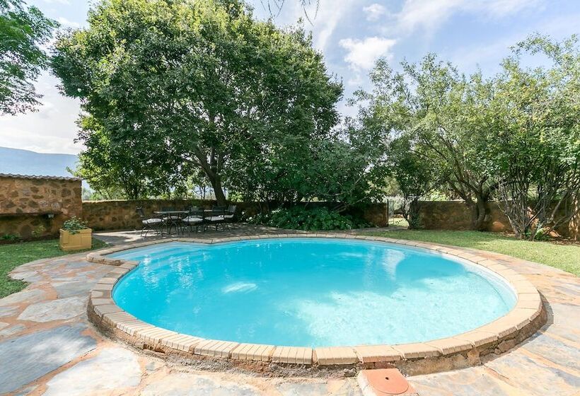 ペンション La Bastide Guesthouse