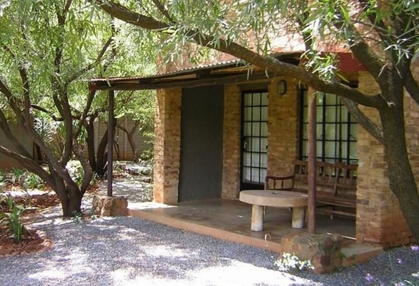 ペンション La Bastide Guesthouse