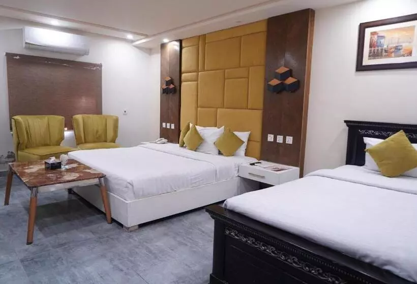 هتل Avalon Suites