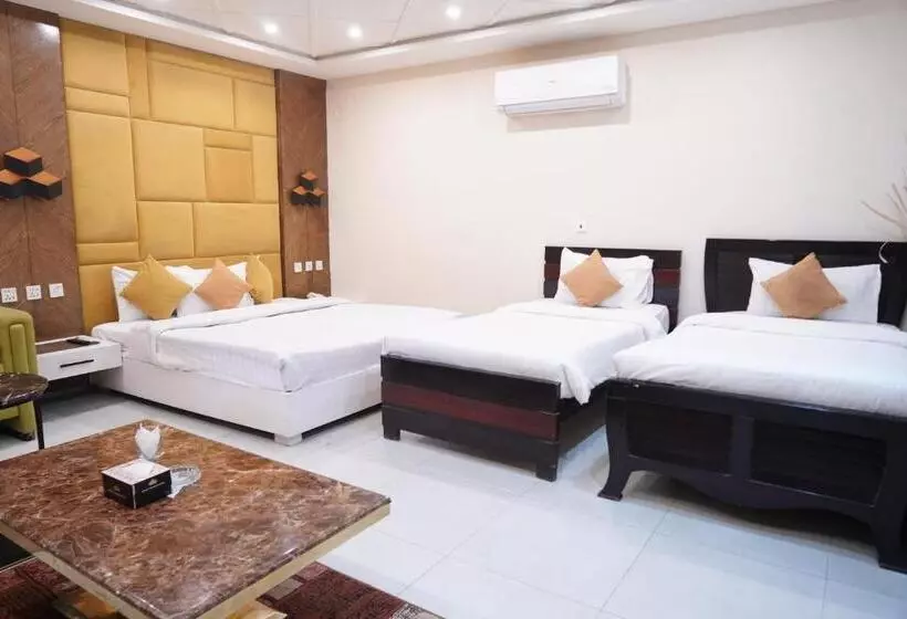هتل Avalon Suites