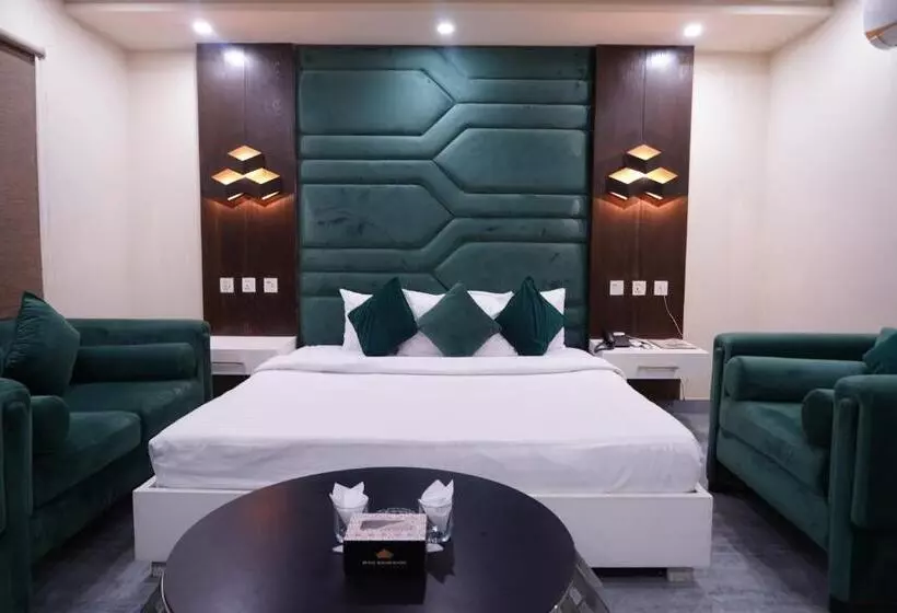 هتل Avalon Suites