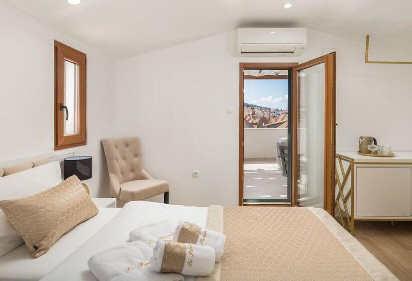 酒店 Le Premier Luxury Rooms