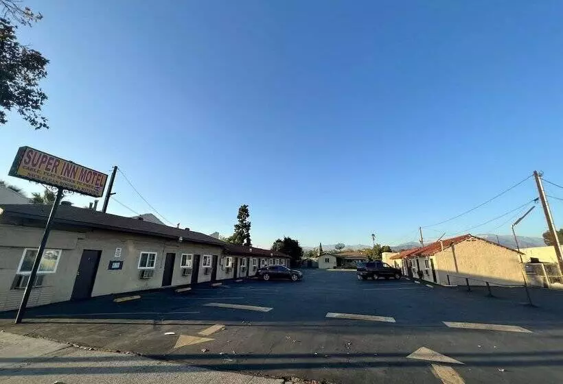 Motel Super Inn